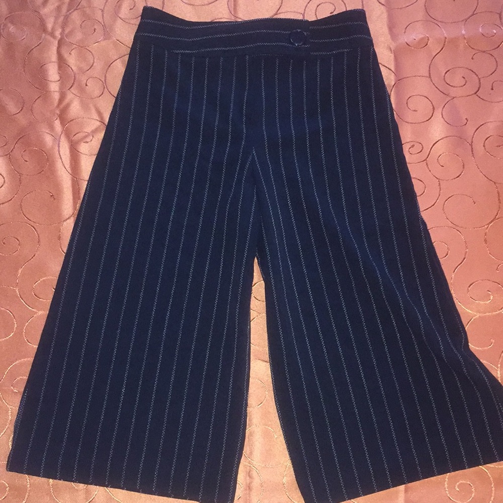 Striped cropped pants size 10 girls